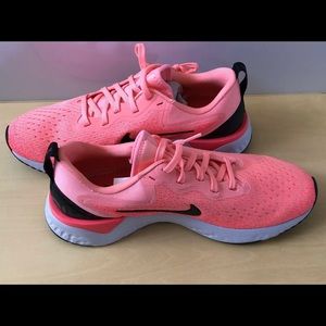 Nike women's odyssey react, size 7.5, pink/black